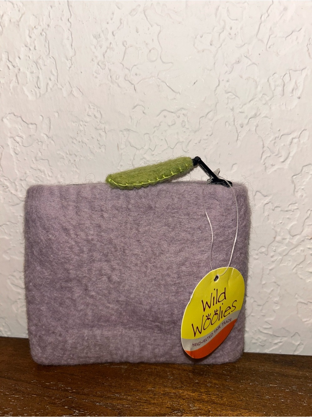 New, Wild Woolies Hummingbird Wool Coin Change Purse - Picture 3 of 4